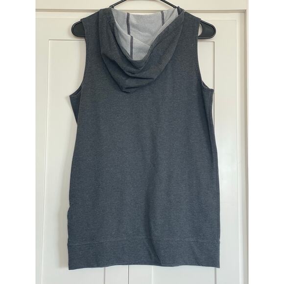 Nike  Dri-Fit Women's Obsessed gray pullover hoodie 1/2 zip sleeveless SM - Picture 2 of 10